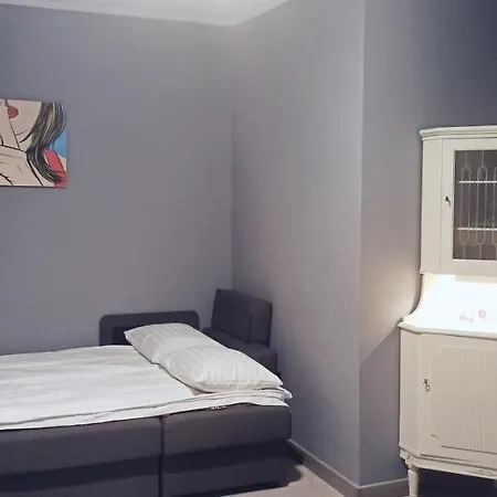 Apartment Old Town Airy 4 *